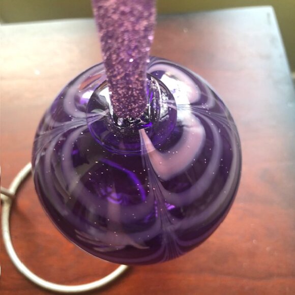 Elegant Purple Glass Ornament - Picture 4 of 4
